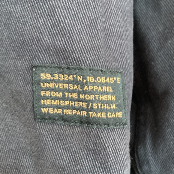 H&M black zip jacket - Picture 2 of 12